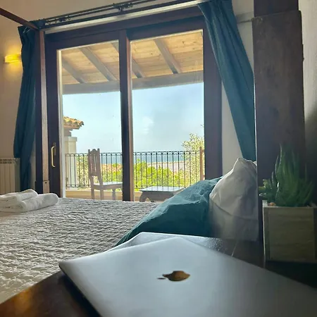 With Sea View *