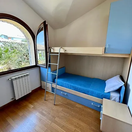 With Sea View Su Forti